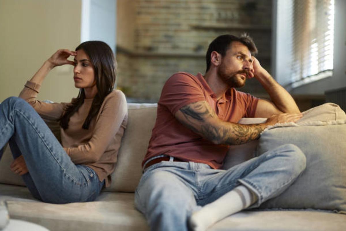 &Ccedil;iftler Arasında Finansal Şeffaflık Nasıl Sağlanır? Hem İlişkiye Hem Ekonomiye Faydası Ne?  6