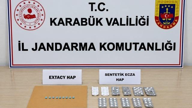 Karabük’te 241 uyuşturucu hap ele geçti