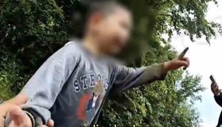 3 yaşındaki kayıp &ccedil;ocuk, jandarma ekiplerince ormanlık alanda bulundu