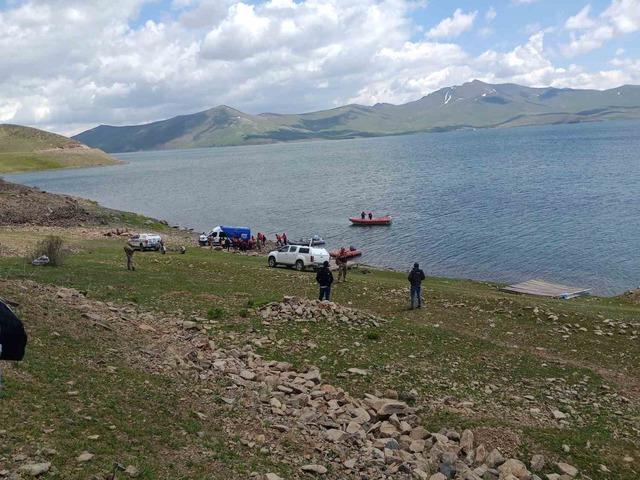 Ağrı&rsquo;da Balıkg&ouml;l&uuml;&rsquo;nde kaybolan şahsın cansız bedenine ulaşıldı
