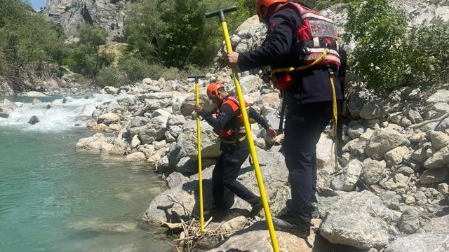 Balık tutarken nehre düşen şahsı arama çalışması 6’ncı gününde devam ediyor