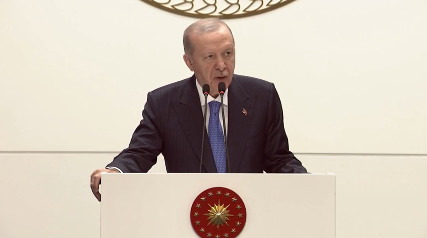 Cumhurbaşkanı Erdoğan: "Yerel y&ouml;netimler merkezli skandallar asla maruz g&ouml;r&uuml;lemez"