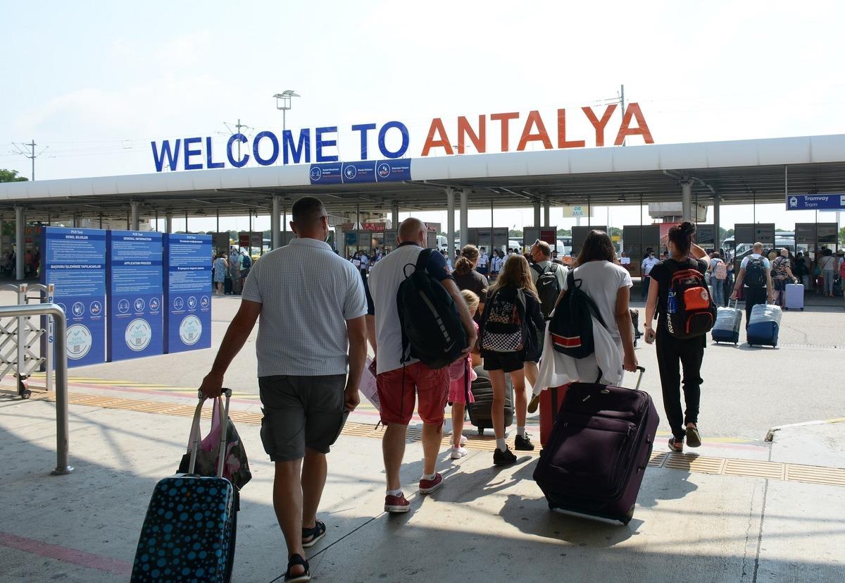 Antalya da turizm sezonu geç açıldı ama hızlı başladı 2