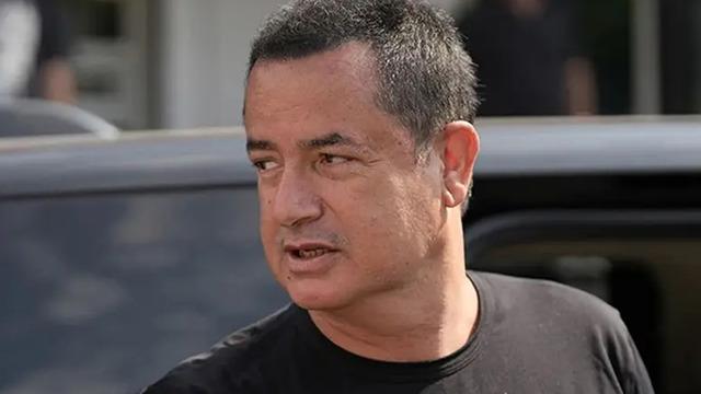 'Yasa dışı bahis' davasında Acun Ilıcalı'ya beraat kararı