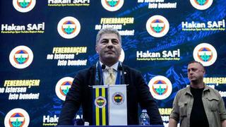 Son dakika: Hakan Safi'den flaş İtiraf! "Maaşını ben &ouml;d&uuml;yorum"