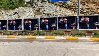 Son dakika: Kemal Kılı&ccedil;daroğlu afişleri g&uuml;ndem oldu! Valilik'ten a&ccedil;ıklama