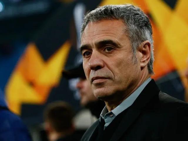 Ersun Yanal'dan flaş video! "Geri d&ouml;n&uuml;yorum!"