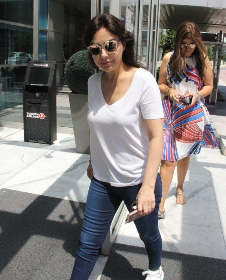 Ebru Gündeş kesenin ağzını açtı! 950 bin TL harcadı G1