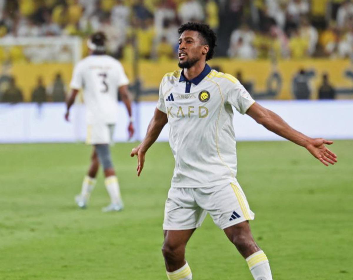 Jhon Duran, Galatasaray ın kapısında yatıyor! G&ouml;n&uuml;ldeki isim Kingsley Coman... 1