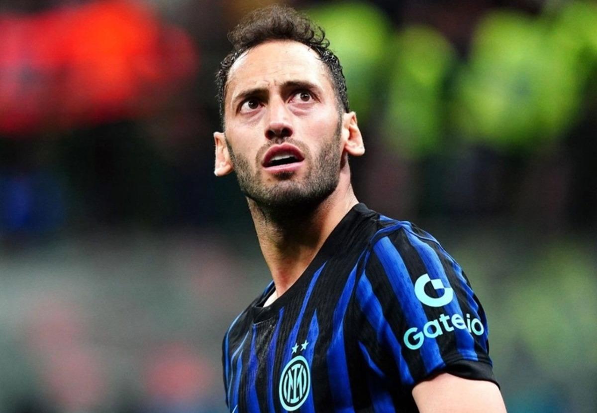 Fenerbah&ccedil;e de Hakan &Ccedil;alhanoğlu bombası! Maaşı bile belli oldu 2