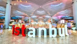 İstanbul Havalimanı&rsquo;ndaki baklava fiyatı sosyal medyada g&uuml;ndem oldu
