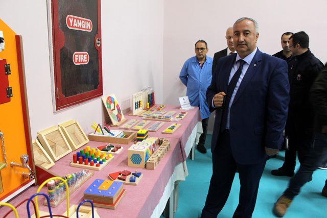 Fabrika gibi cezaevi