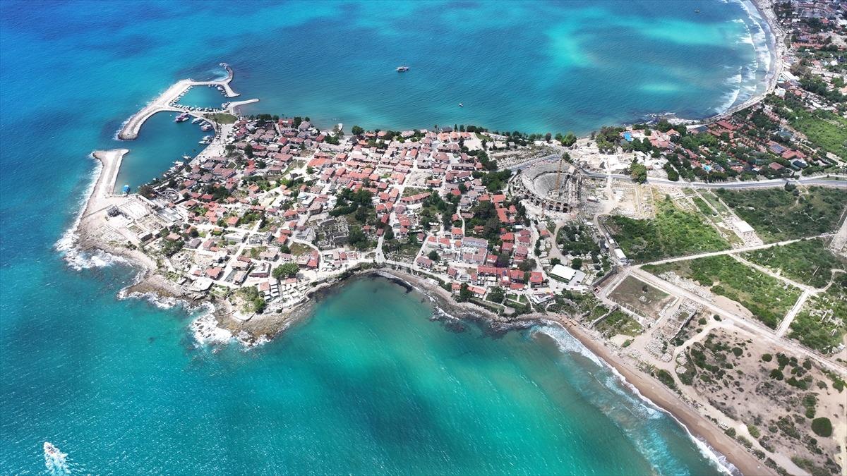 77 yıldır kazılıyordu: T&uuml;rkiye de binlerce yıllık cadde g&uuml;n y&uuml;z&uuml;ne &ccedil;ıktı 1