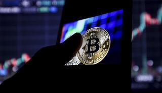 Bitcoin'de sert d&uuml;ş&uuml;ş: 2 ayın en d&uuml;ş&uuml;k seviyesi 