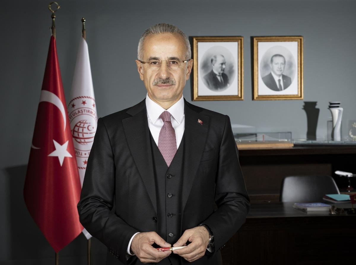 S&uuml;per hızlı demir yoluna paralel otoyol  80 dakikada Ankara dan İstanbul  4