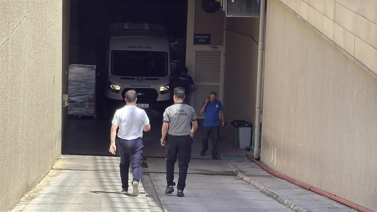 Reha Muhtar ın cenazesi teslim alındı! Son yolculuğuna uğurlanacak 1
