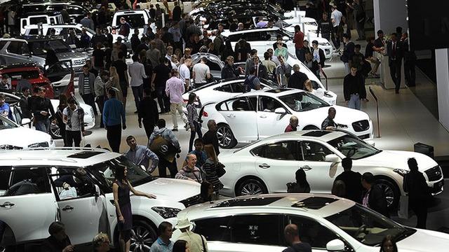 Rusya'da yeni otomobil satışları ilk 5 ayda yıllık bazda yüzde 9 arttı