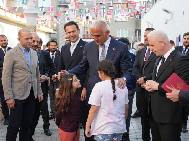 D&uuml;nyanın en b&uuml;y&uuml;k sivil ok&ccedil;uluk organizasyonu İstanbul'da başladı
