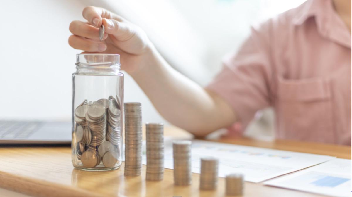 Zengin İnsanların Sessizce Uyguladığı 10 K&uuml;&ccedil;&uuml;k Para Alışkanlığı 10