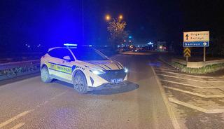 T&uuml;fekle ateş a&ccedil;tı! 6 polis hastanelik oldu, b&ouml;lge karantinaya alındı