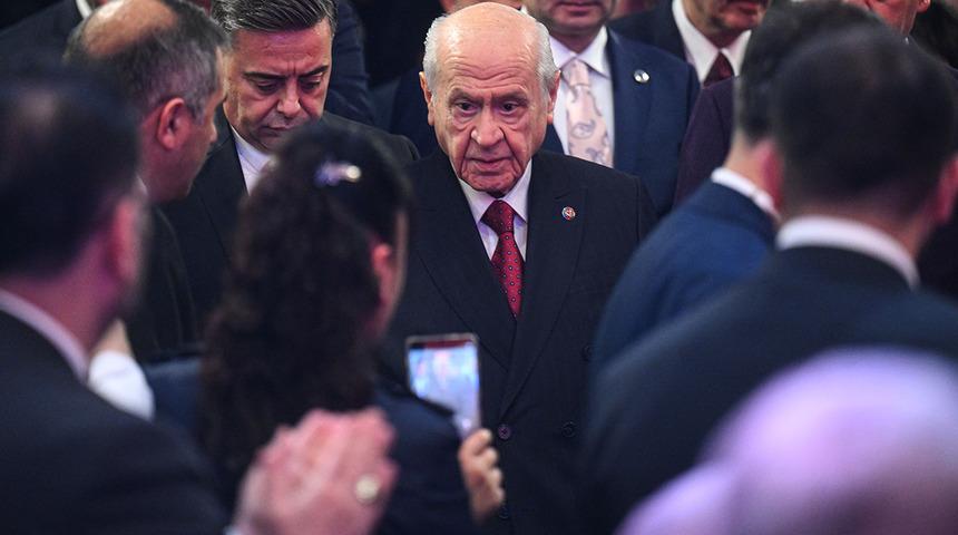 Bah&ccedil;eli'den &Ouml;zel'e: Krizi derinleştirecek hamleler yapıyor