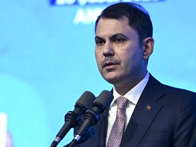 Bakan Kurum ilk kez a&ccedil;ıkladı: '20 bin konutu 64 ilde satışa &ccedil;ıkarıyoruz'