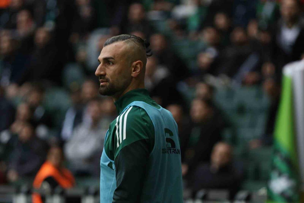 Kocaelispor&rsquo;da Serdar Dursun ile yollar ayrıldı 1