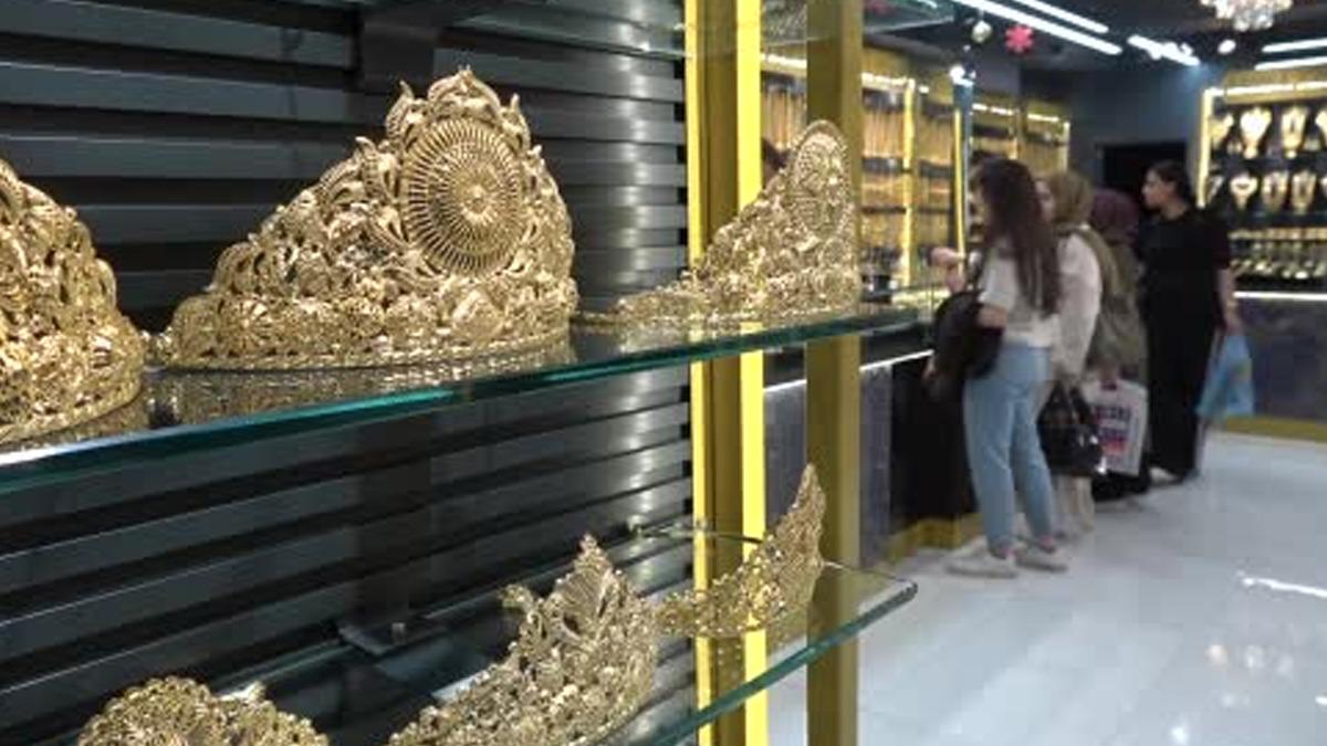 Altın fiyatları tavan yaptı d&uuml;ğ&uuml;nlerde yeni tercih  imitasyon setler  oldu! 2