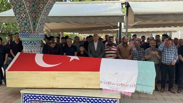 Kelkit &Ccedil;ayı&rsquo;nda hayatını kaybeden gen&ccedil; son yolculuğuna uğurlandı 2