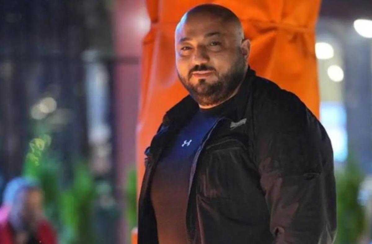 Can Polat ın taziyesinde ortalık fena karıştı! Engin Polat istenmedi! Yaka pa&ccedil;a kavga &ccedil;ıktı 1