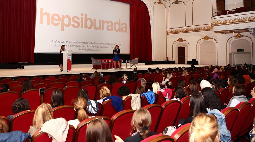 Anneler Hepsiburada’nın desteklediği MomTalks 2018’de buluştu