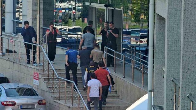 Zonguldak’ta evlilik vaadiyle 10 milyon liralık dolandırıcılık şüphelileri yakalandı