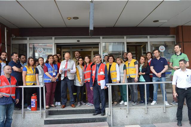 Devlet hastanesindeki yangın tatbikatı, gerçeği aratmadı