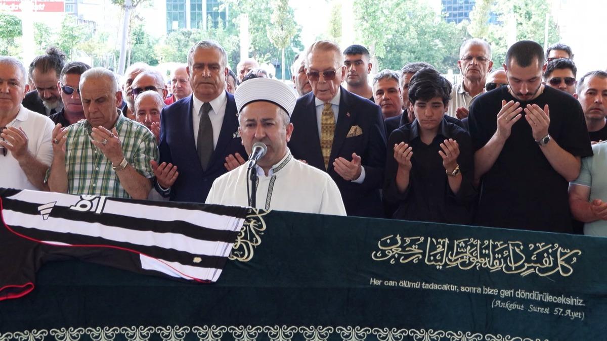 Reha Muhtar son yolculuğuna uğurlandı! Duygusal anlar: "Dünya ile bağını koparmış" 7