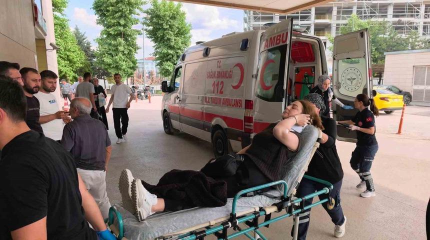 Bursa&rsquo;da feci kaza: 3 yaralı
