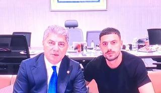 Fenerbah&ccedil;e'de Hakan Safi, Merih Demiral ile anlaştıklarını a&ccedil;ıkladı!