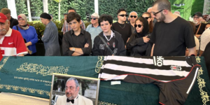 Reha Muhtar'ın tabutu başında ilgin&ccedil; anlar! Poyraz Mina'yı b&ouml;yle uyardı