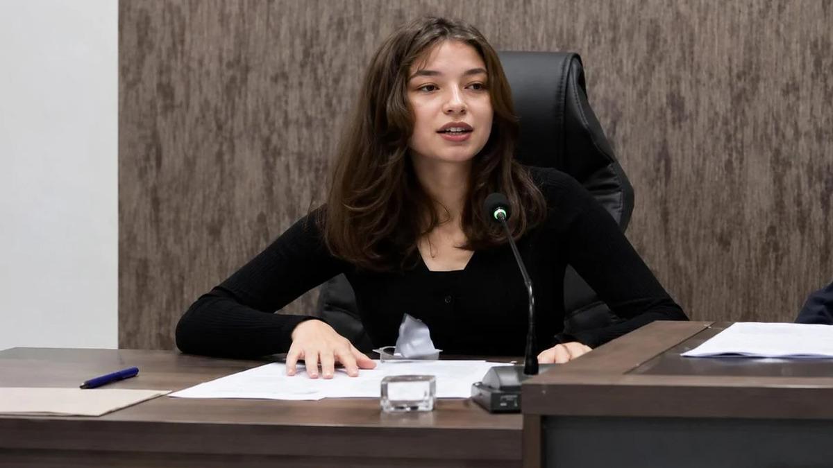 AK Partili R&uuml;meysa Eker tepki &ccedil;eken Atat&uuml;rk paylaşımı sonrası istifa etti 1