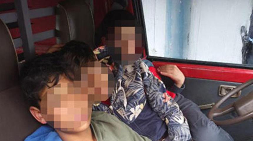 İstanbul Ümraniye'de iki ay önce otobüs kaçıran çocuklar bu kez minibüs çaldı!