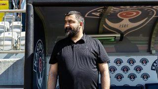 Ümit Özat'tan Ahmet Oğuz'a şok sözler!