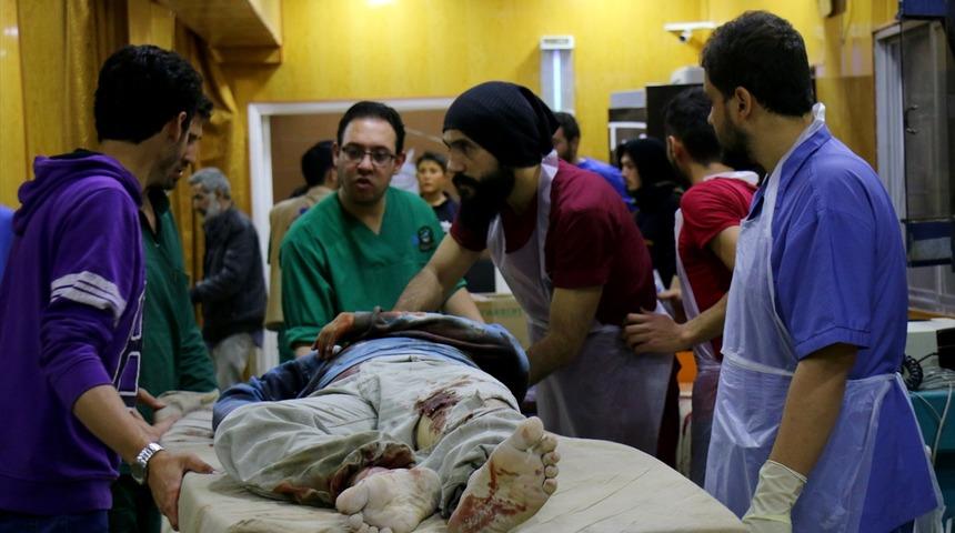 İdlib'de bomba yüklü araç patladı: En az 12 kişi hayatını kaybetti