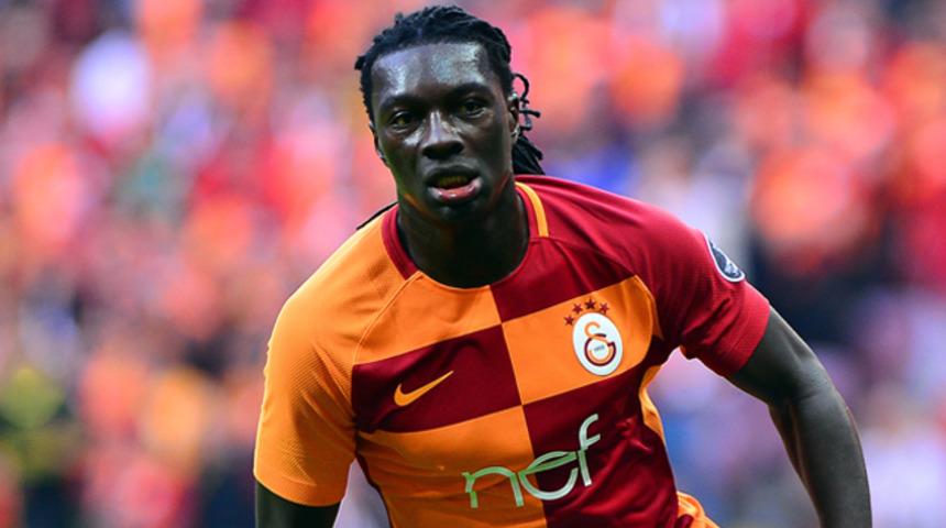 Bafetimbi Gomis, Alex'i yakaladı!