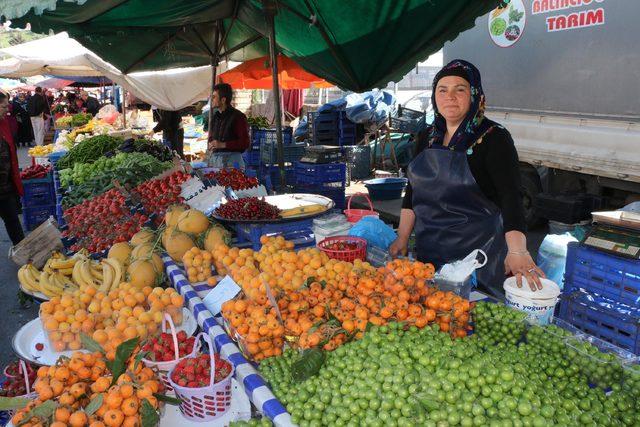 Kadın pazarcı, bağımsız milletvekili adayı oldu