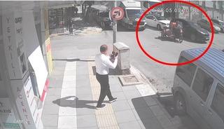Yer: Elazığ... Rampa aşağı freni patladı: Hafriyat kamyonu caddeyi savaş alanına &ccedil;evirdi!
