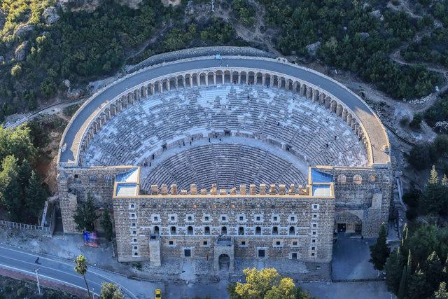 Turizmde mayıs rekoru; Antalya'ya günde 47 bin turist