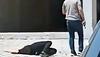 Oğlunu &ouml;ld&uuml;r&uuml;p, başında beklemişti! Babanın ifadesinde kahreden detay