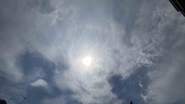 D&uuml;zce&rsquo;de hava şaşırttı: 32 derecede yağmur s&uuml;rprizi 3