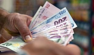 En d&uuml;ş&uuml;k emekli maaşı ne olacak? 'B&uuml;y&uuml;k ihtimal' deyip a&ccedil;ıkladı