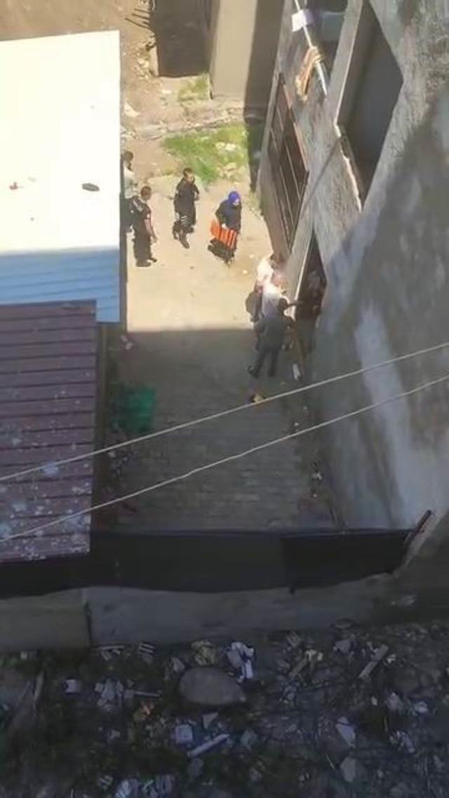 Diyarbakır&rsquo;da iki grup arasında silahlı kavga: 4 yaralı 2