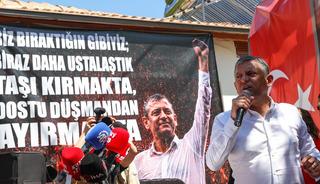 Kemal Kılı&ccedil;daroğlu'na b&ouml;yle y&uuml;klendi! "Mağlubiyete alıştıranları arkada bıraktık"